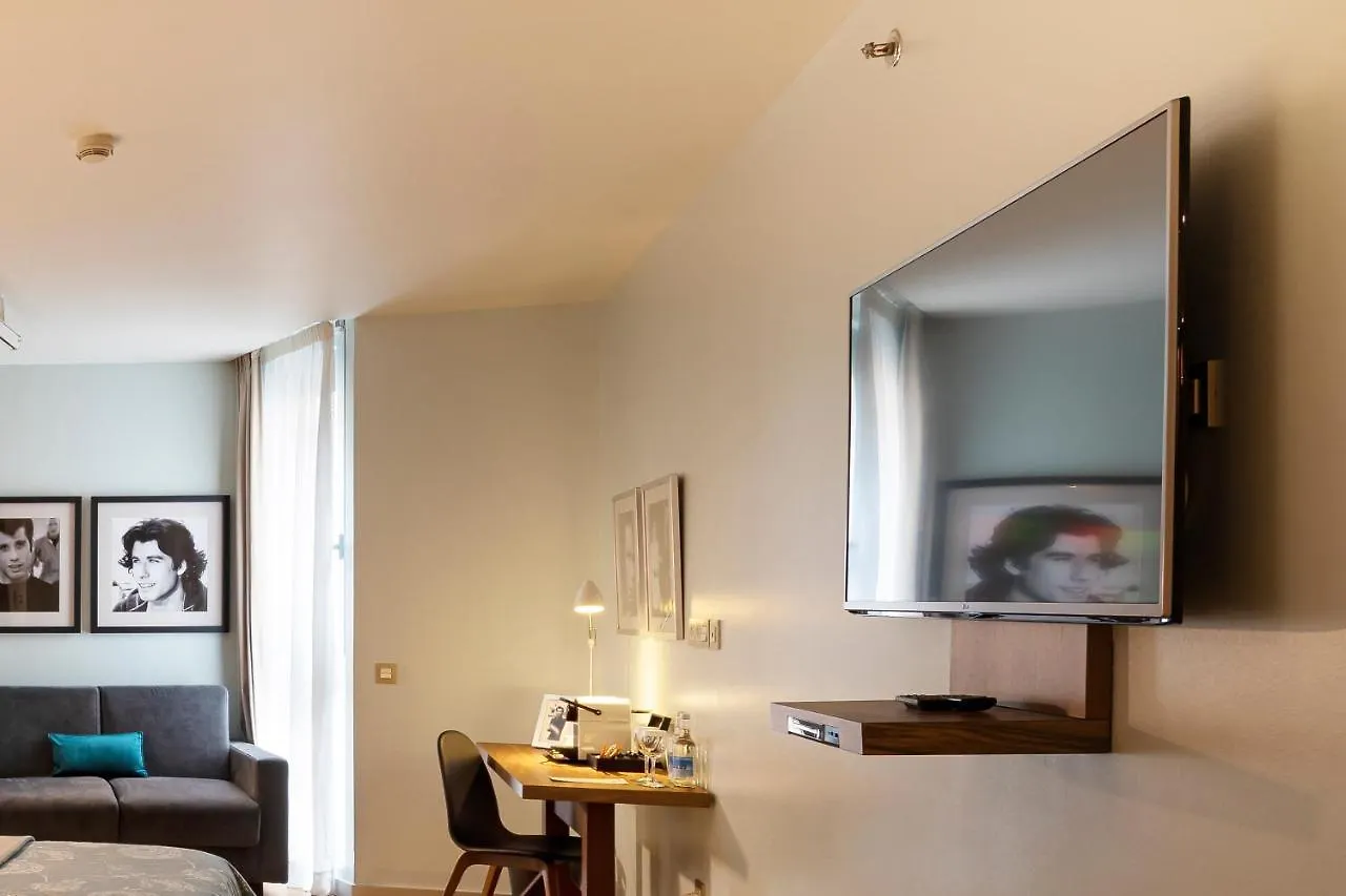 Hotel Zinema7 Σαν Σεμπαστιάν 4*,